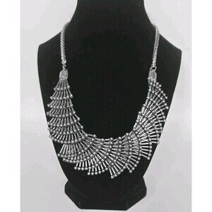 Unbrended Art Deco Silvertone Metal Chain Statement Necklace 20-23"